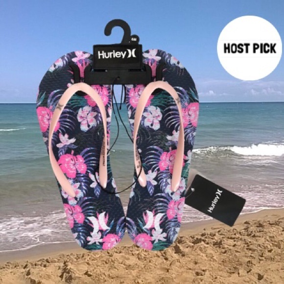 Hurley Shoes - 2/$50 🌺 Hurley 🌊 | Kylee Flip Flop Sandals Navy Pink Floral